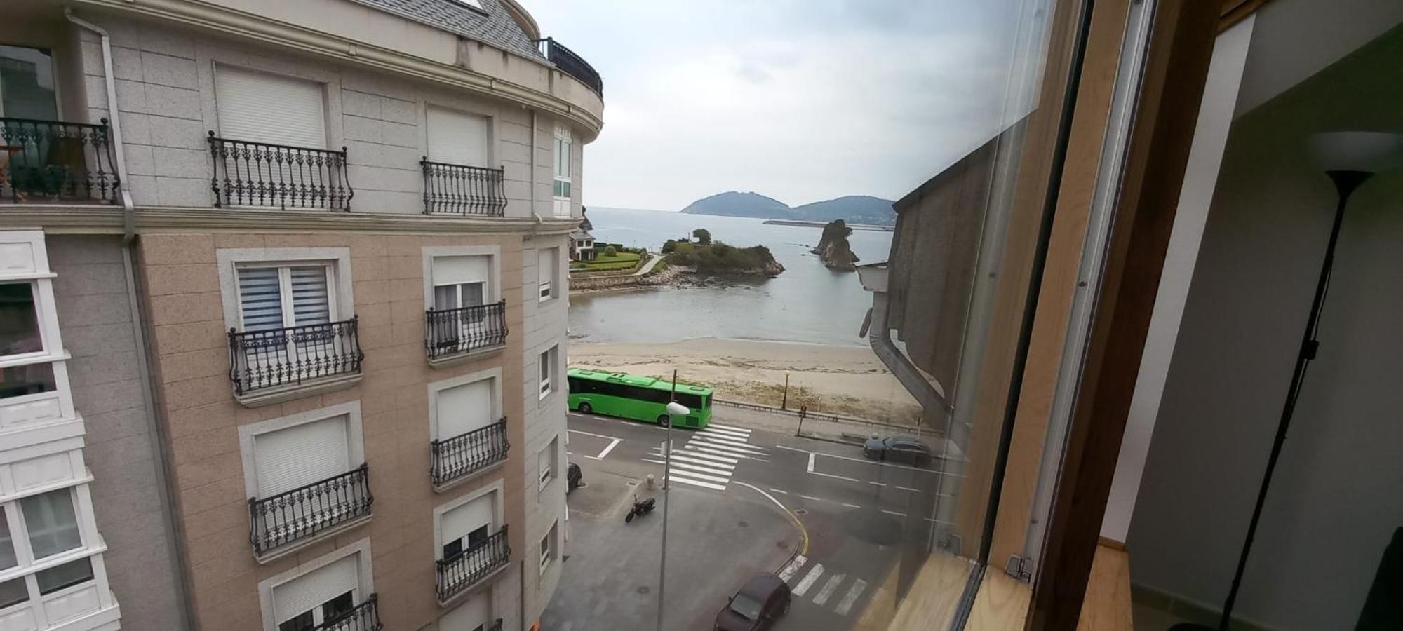 Miramar Apartment Вивейро Екстериор снимка